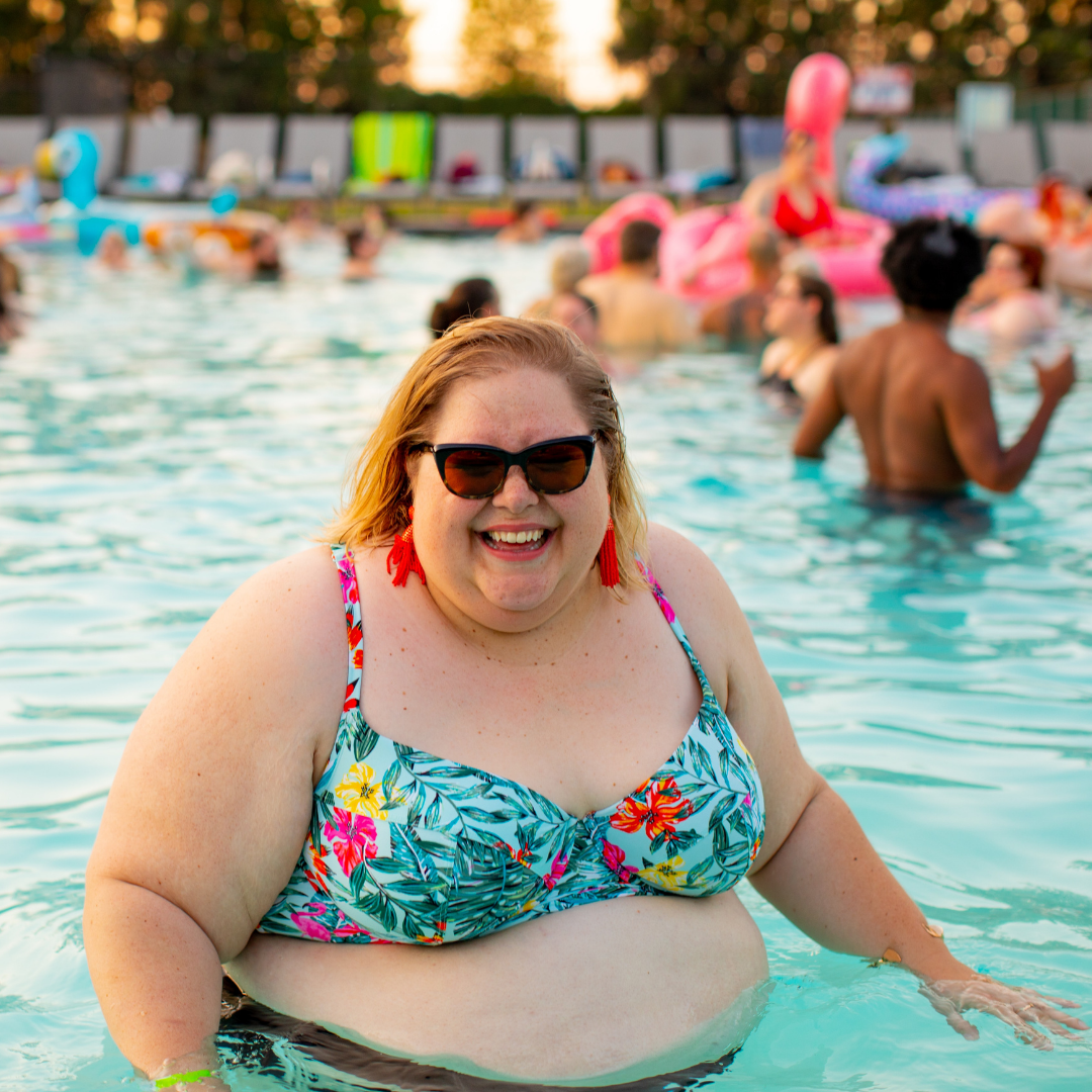 OBESIDAD, CÓMO PUEDE AYUDAR LA NATACIÓN